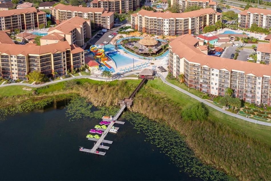 Williamsburg Stunning Condo Near Universal Studios מראה חיצוני תמונה