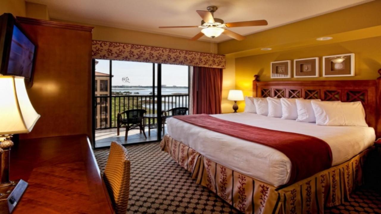 Williamsburg Stunning Condo Near Universal Studios מראה חיצוני תמונה